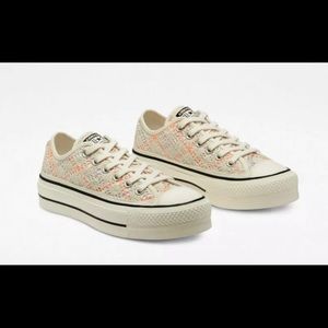 Converse Chuck Taylor Crochet Platform Low Egret